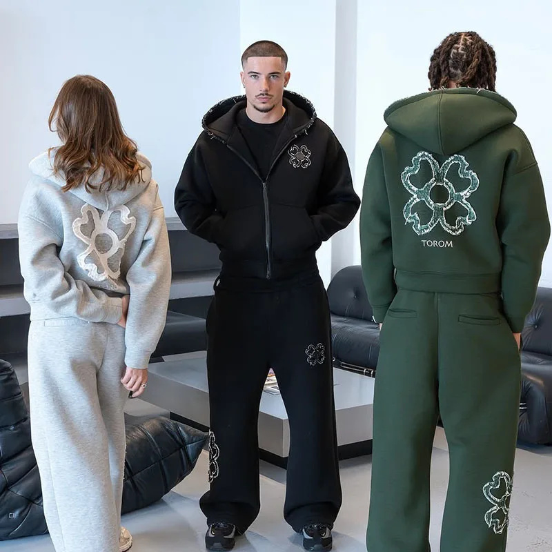 Street Fashion Y2K - 春秋オーバーサイズ四つ葉のクローバーアップリケジップアップフーディートラックスーツセットメンズY2Kストリートウェアフリーススウェットパンツ2ピースアウトフィット